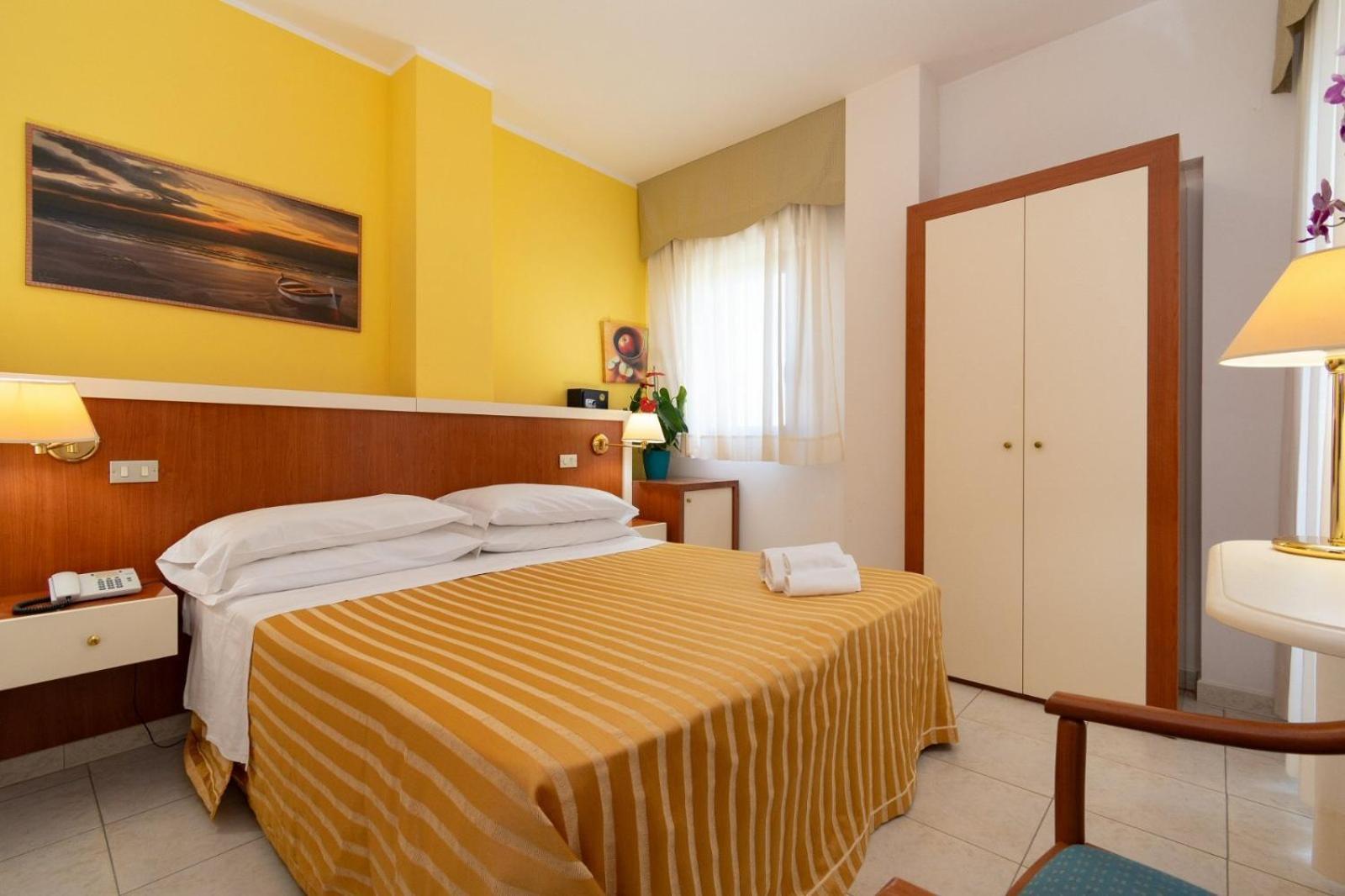 Hotel Galf Martinsicuro Esterno foto